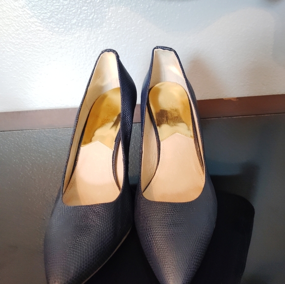 Michael Kors Navy Blue Heels - Picture 7 of 16